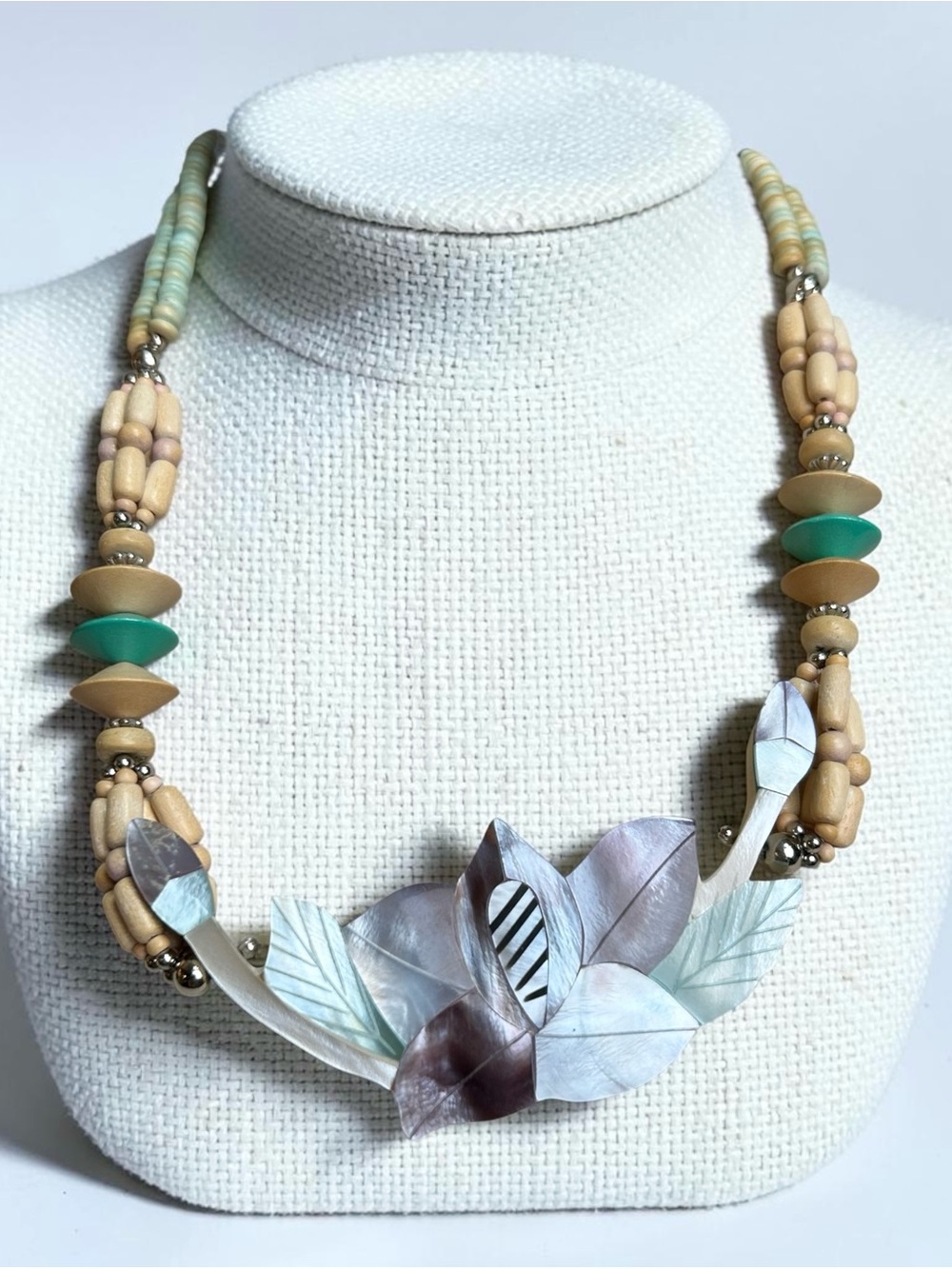 Lee Sands Mother of Pearl, Abalone Shell Floral Statement Necklace Beach Resort